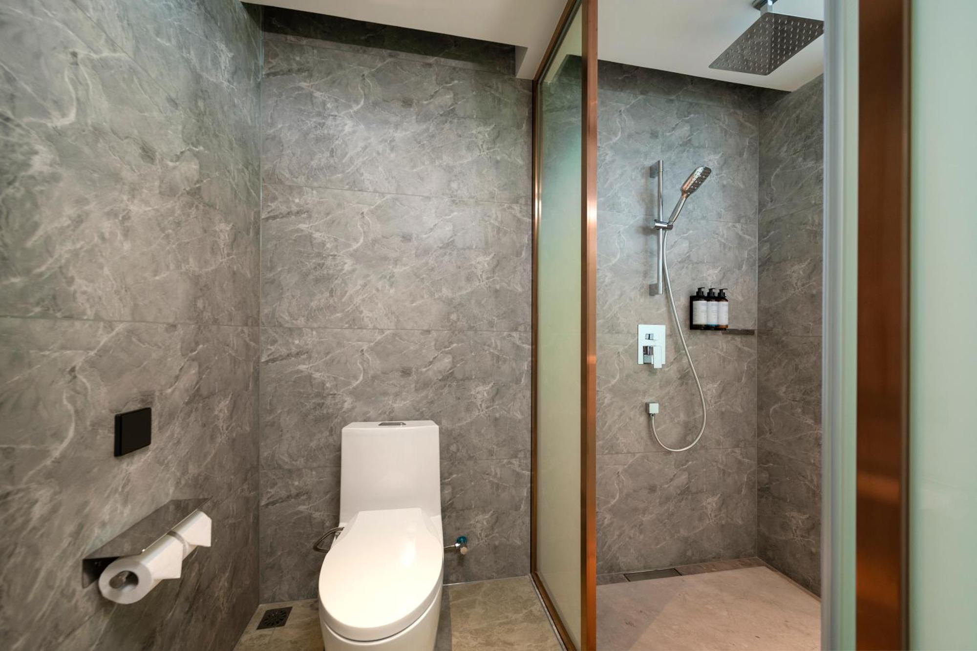 Model J Hotel Jakarta Soekarno - Hatta Airport Tangerang Dış mekan fotoğraf