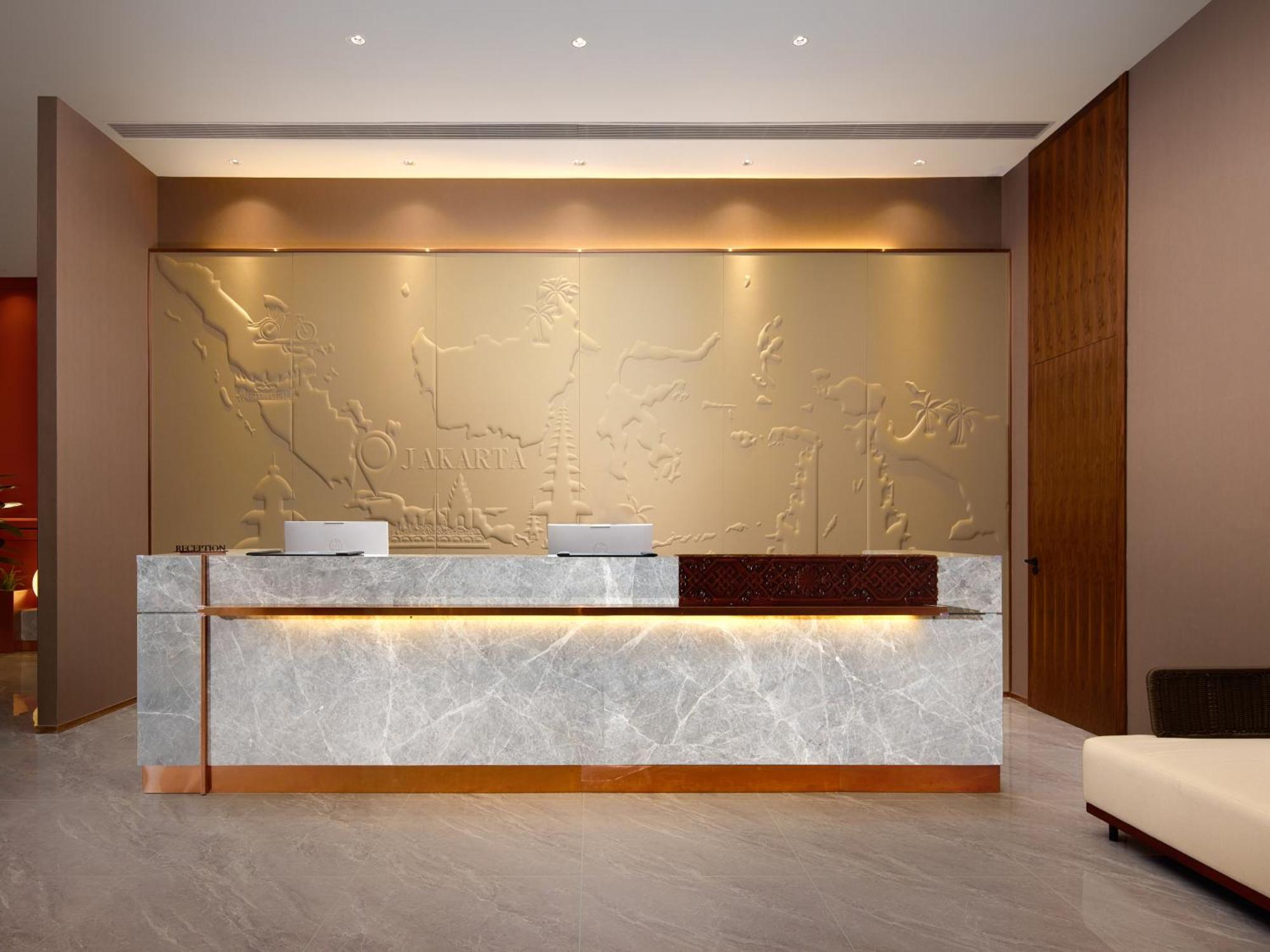 Model J Hotel Jakarta Soekarno - Hatta Airport Tangerang Dış mekan fotoğraf